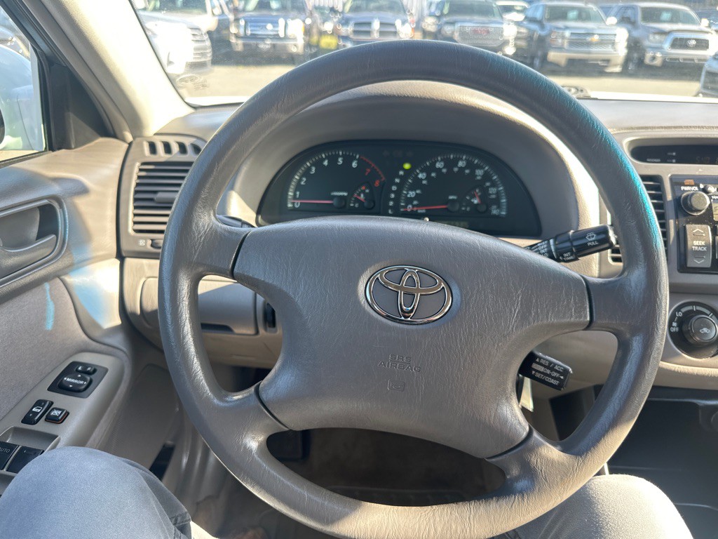 2003 Toyota Camry Image 12