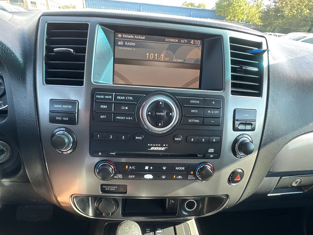 2011 Nissan Armada Image 17