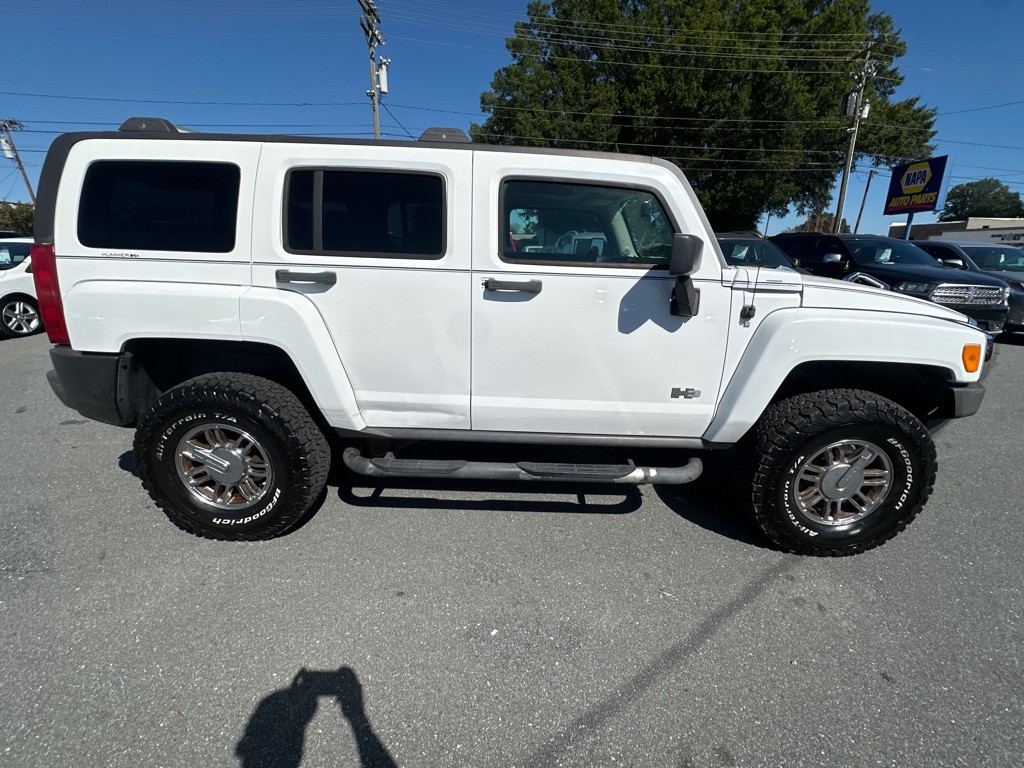 2007 HUMMER H3 Image 6
