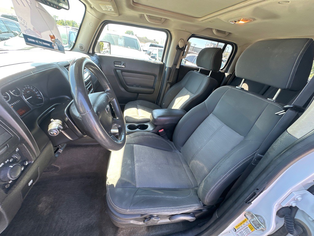2007 HUMMER H3 Image 12
