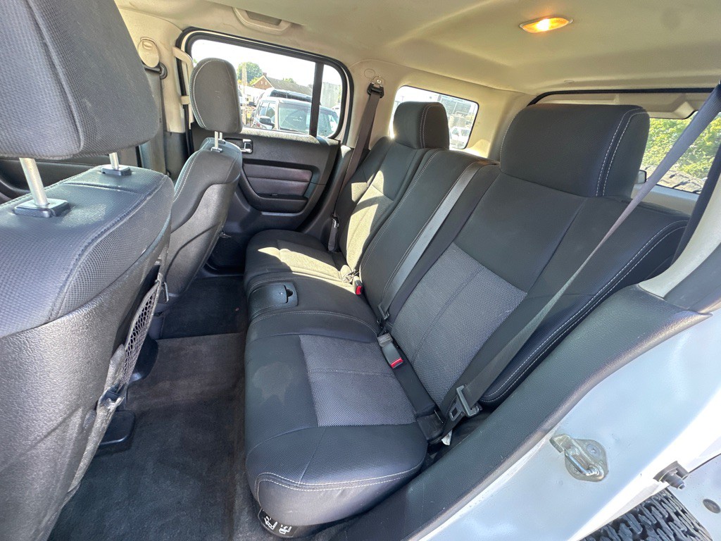 2007 HUMMER H3 Image 13