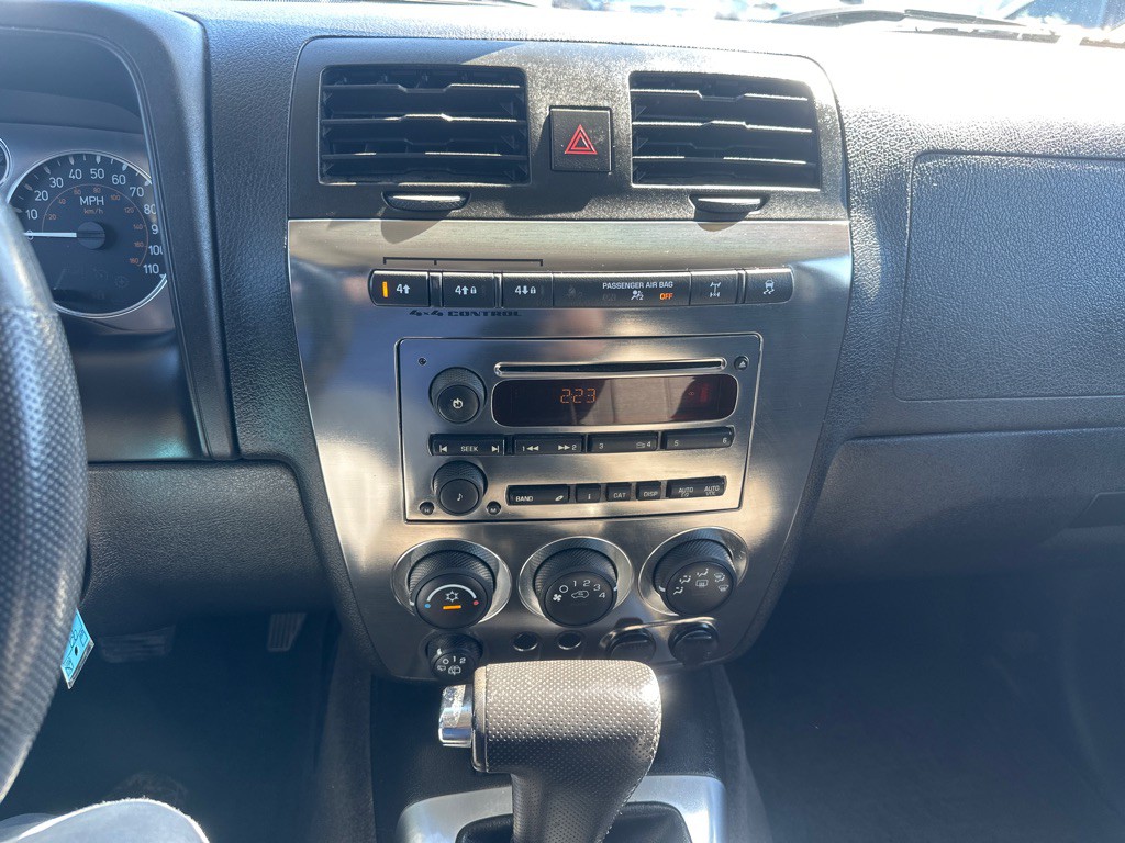 2007 HUMMER H3 Image 17