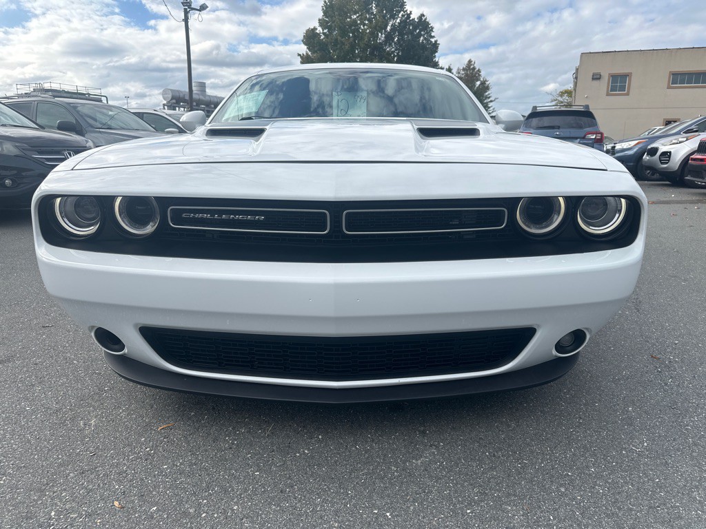 2018 Dodge Challenger Image 8