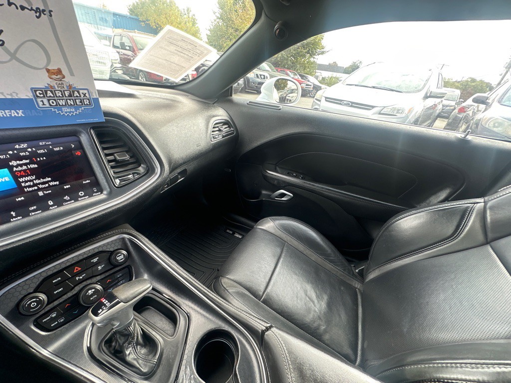 2018 Dodge Challenger Image 20