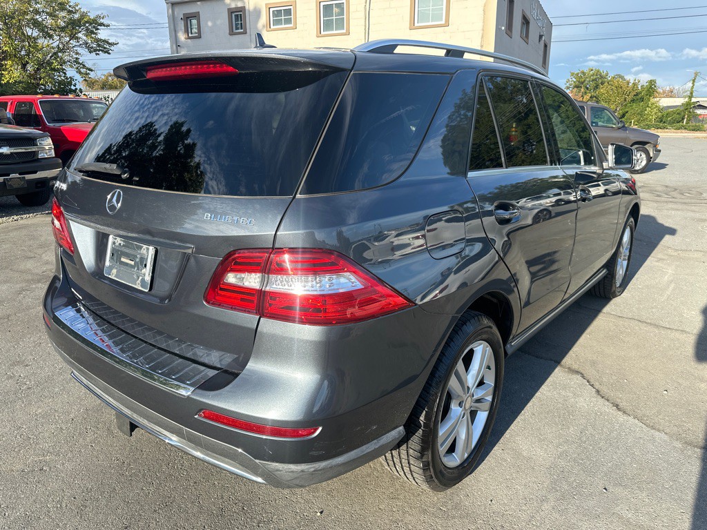 2013 Mercedes-Benz M-Class Image 5
