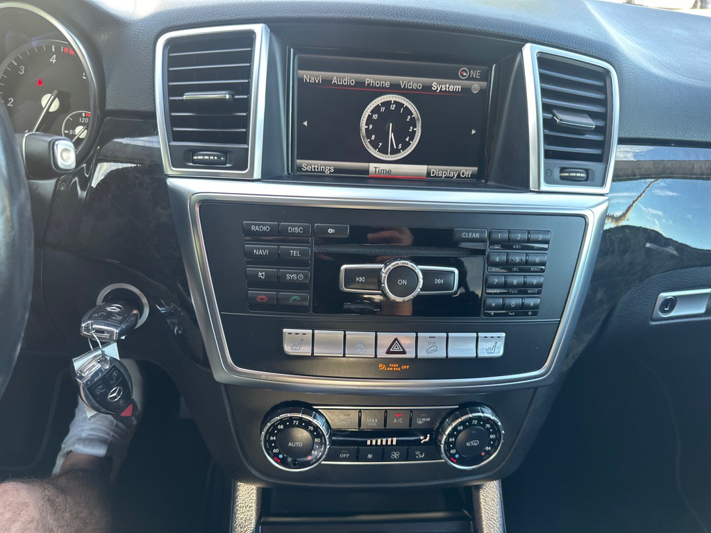 2013 Mercedes-Benz M-Class Image 18
