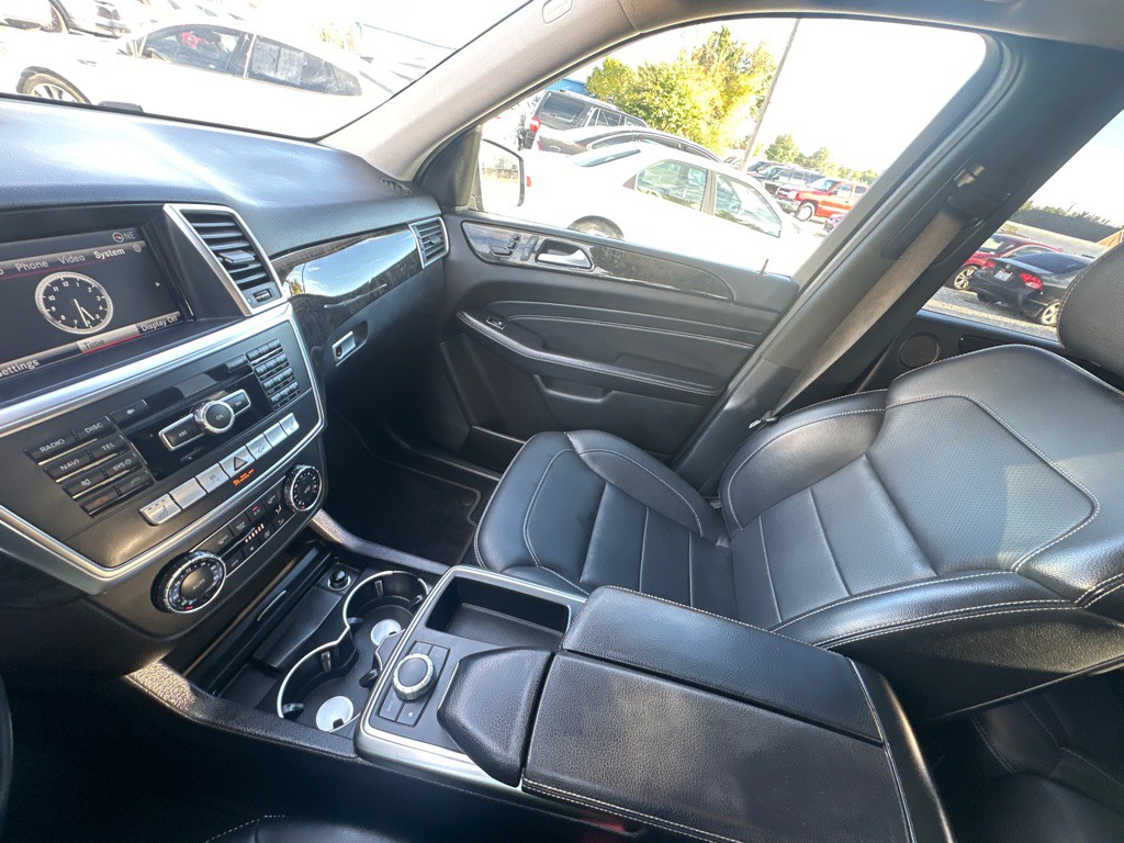 2013 Mercedes-Benz M-Class Image 21