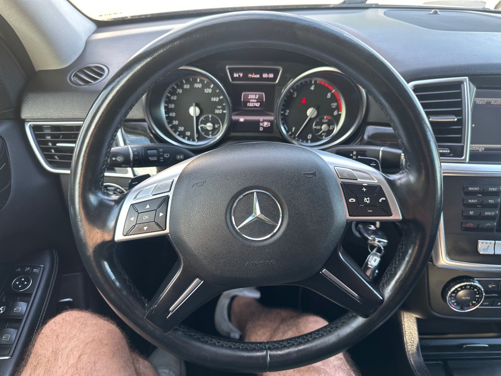 2013 Mercedes-Benz M-Class Image 16