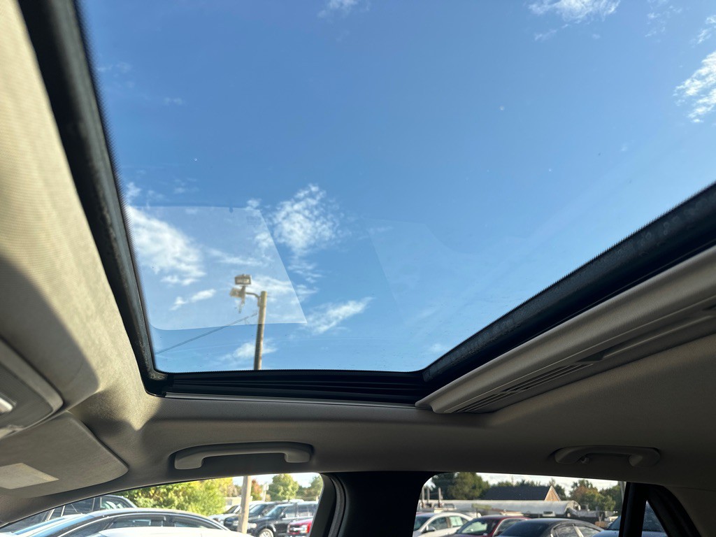 2013 Mercedes-Benz M-Class Image 22