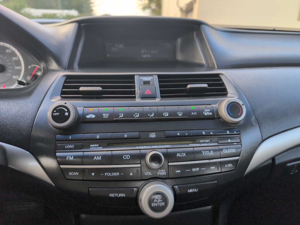 2008 Honda Accord Image 12