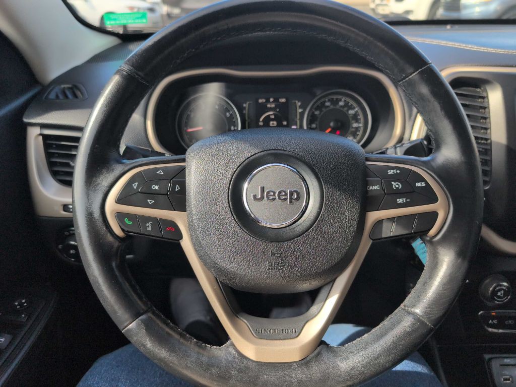 2015 Jeep Cherokee Image 12