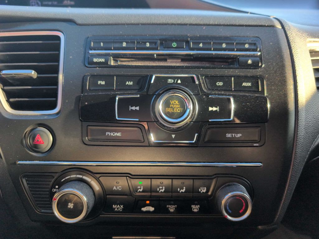 2015 Honda Civic Image 15