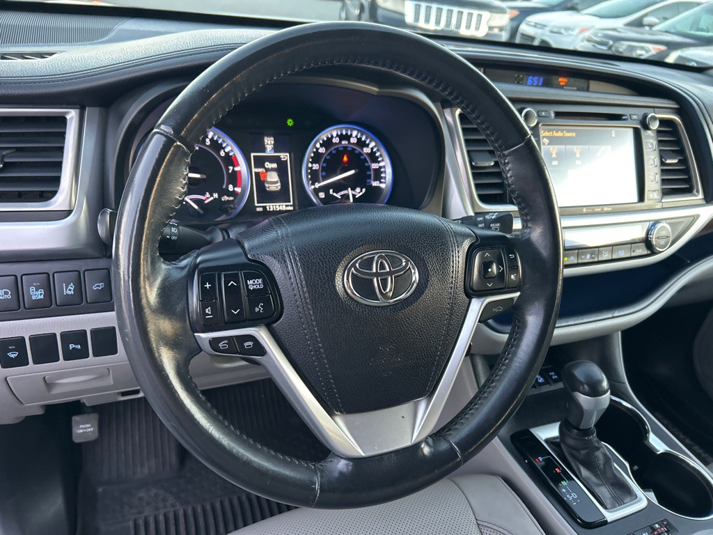 2016 Toyota Highlander Image 15