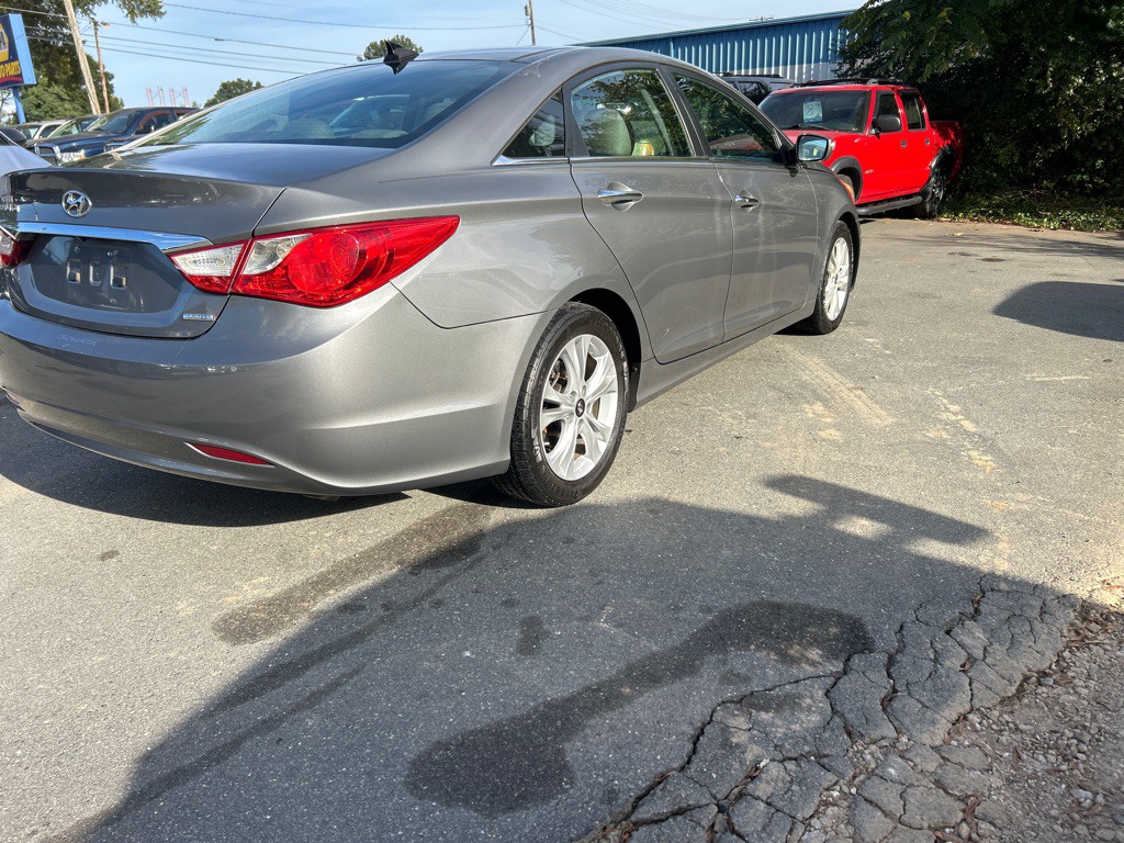 2013 Hyundai Sonata Image 5
