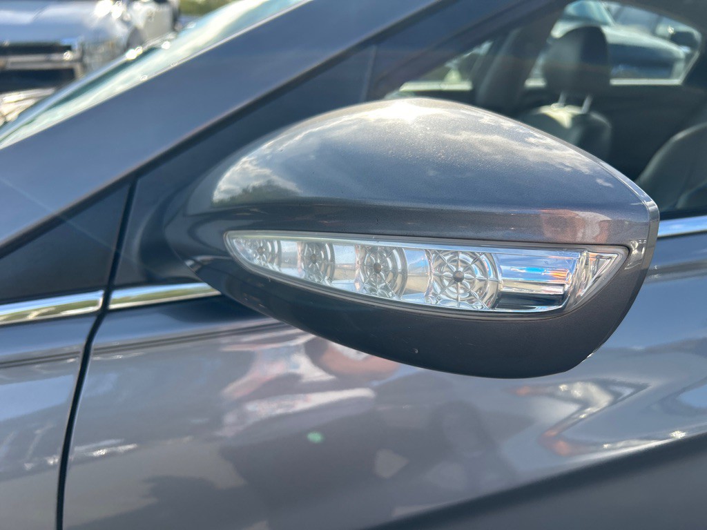 2013 Hyundai Sonata Image 9
