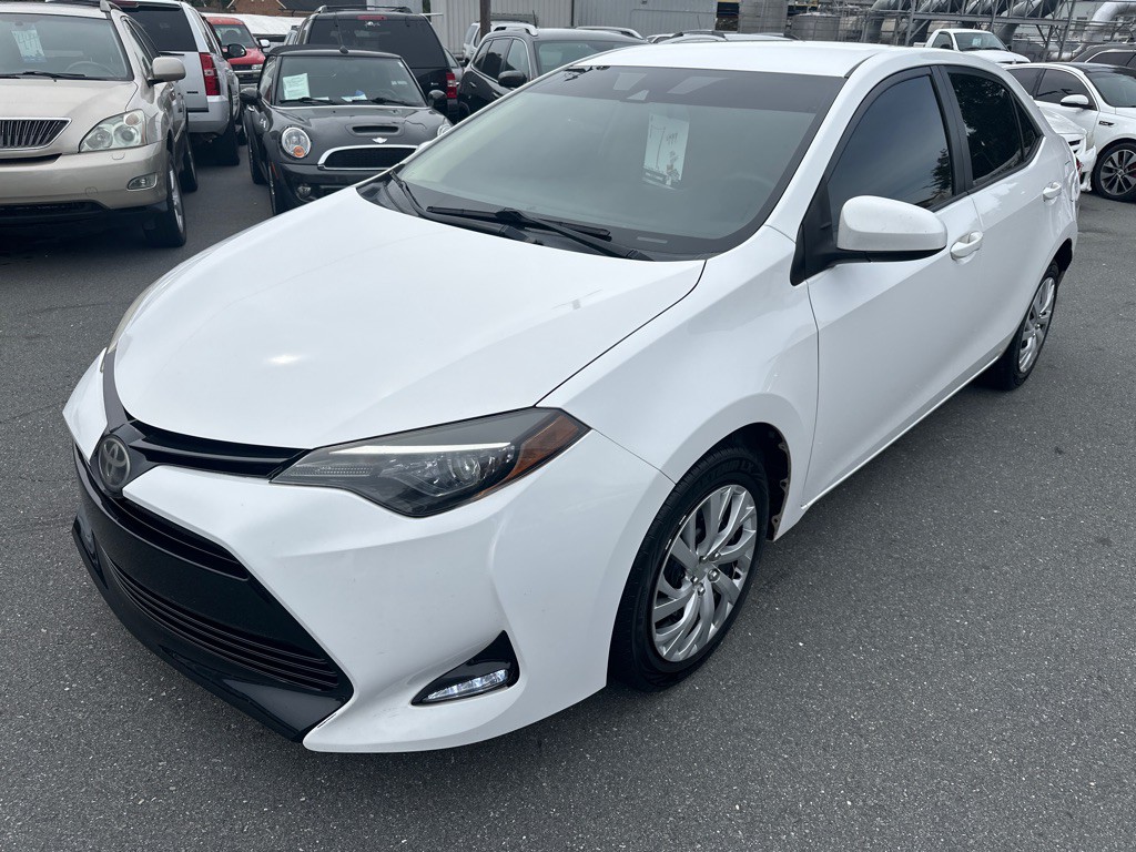 2017 Toyota Corolla Image 1