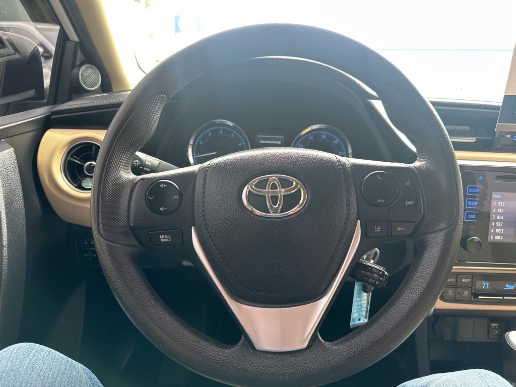2017 Toyota Corolla Image 14