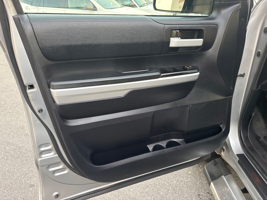 2016 Toyota Tundra Image 14