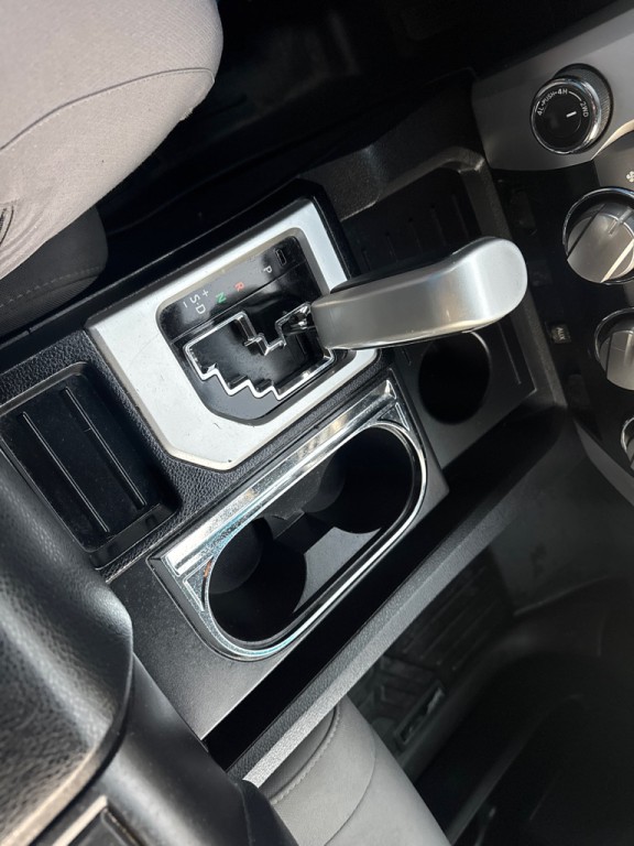 2016 Toyota Tundra Image 18
