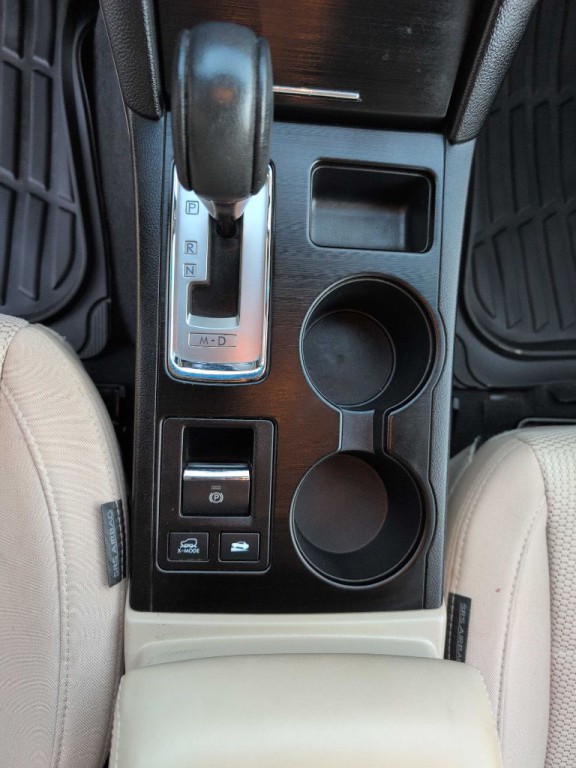 2015 Subaru Outback Image 10