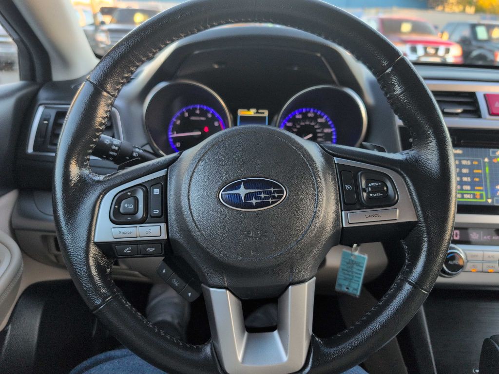 2015 Subaru Outback Image 12