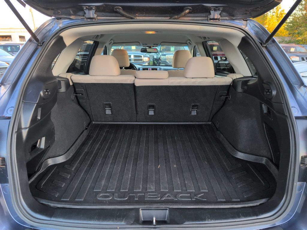2015 Subaru Outback Image 16