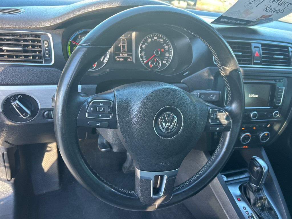 2013 Volkswagen Jetta Image 14