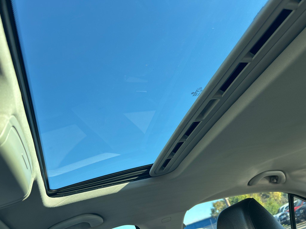 2013 Volkswagen Jetta Image 17