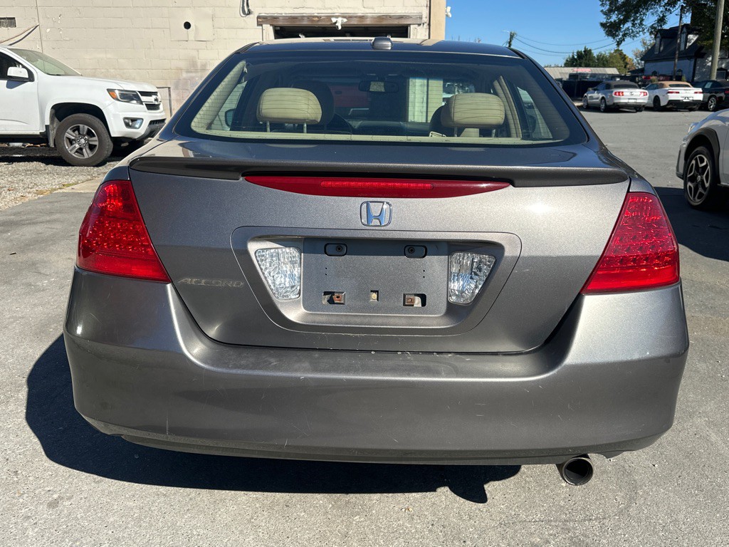 2006 Honda Accord Image 4