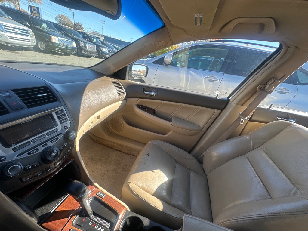 2006 Honda Accord Image 19