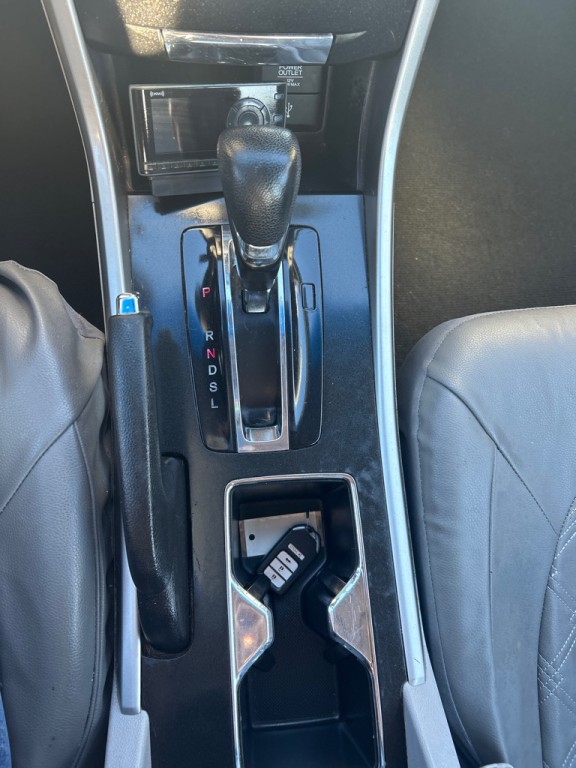 2014 Honda Accord Image 16