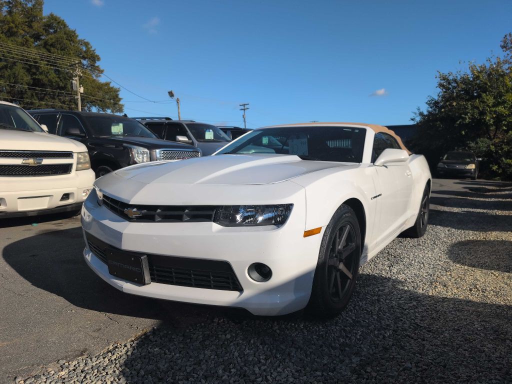 2015 Chevrolet Camaro Image 2
