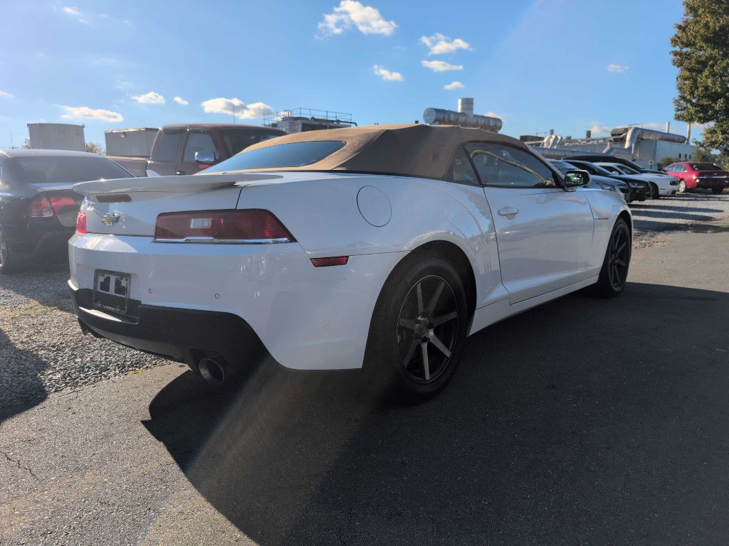 2015 Chevrolet Camaro Image 4