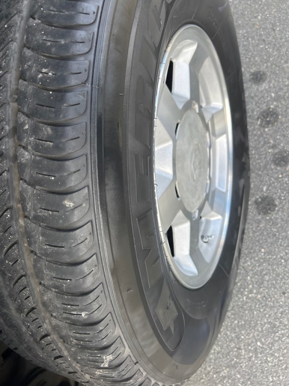 2002 Cadillac Escalade Image 10