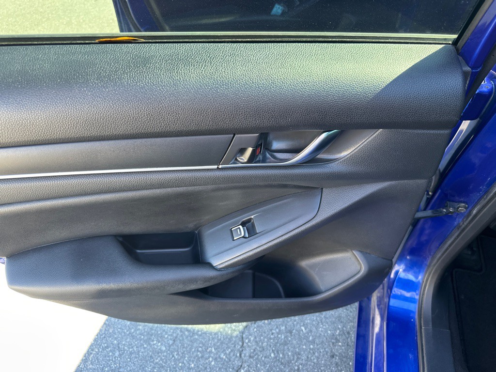 2019 Honda Accord Image 20
