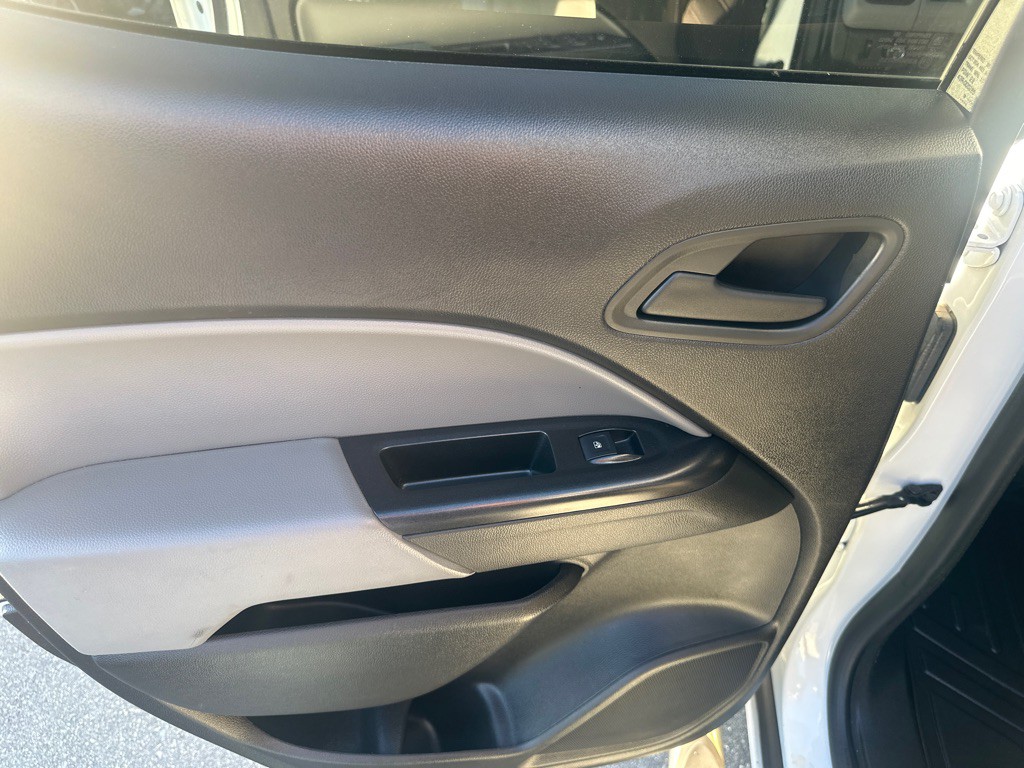 2016 Chevrolet Colorado Image 14