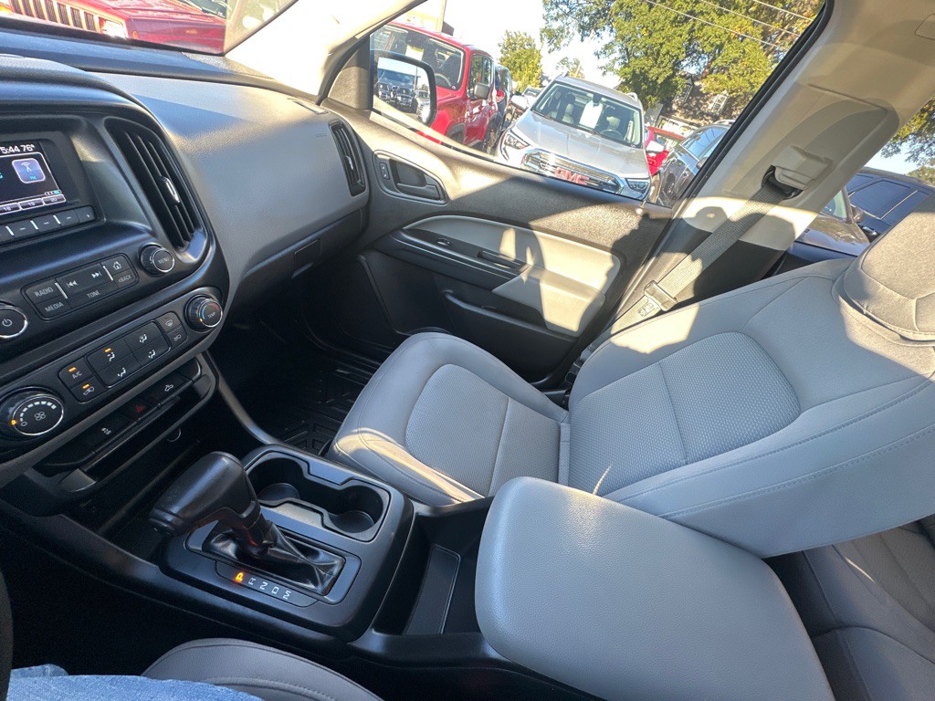 2016 Chevrolet Colorado Image 21