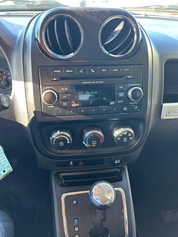 2017 Jeep Compass Image 15