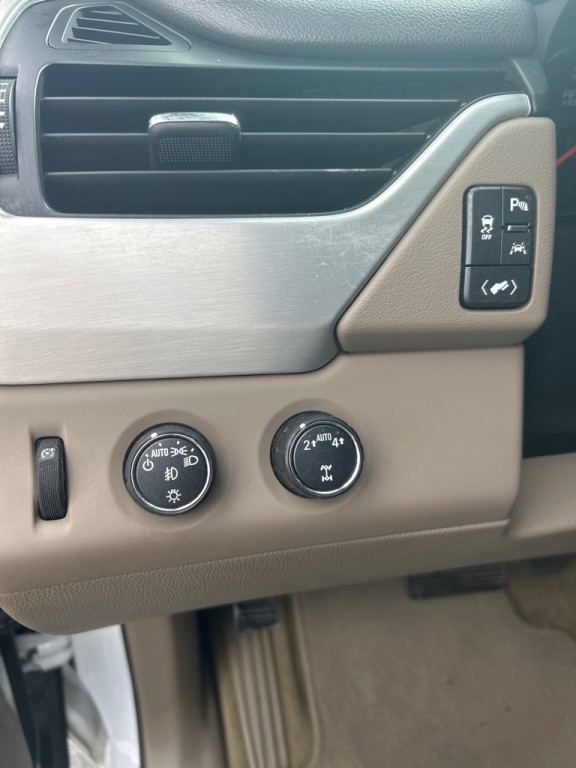 2017 GMC Yukon Image 18