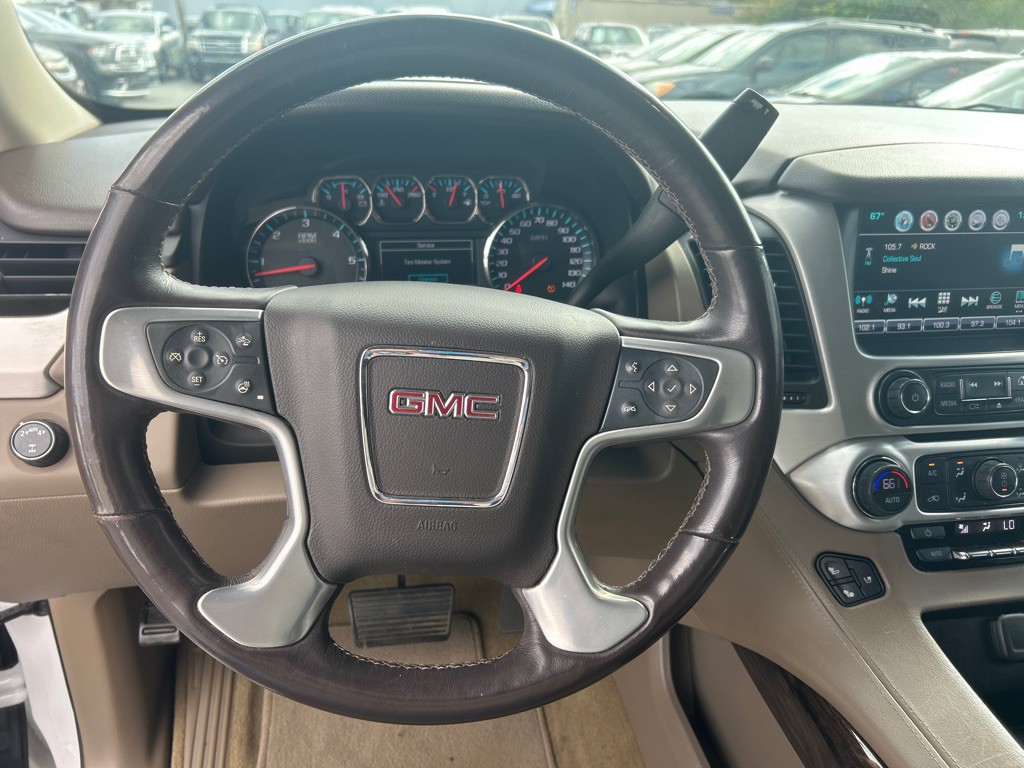 2017 GMC Yukon Image 19