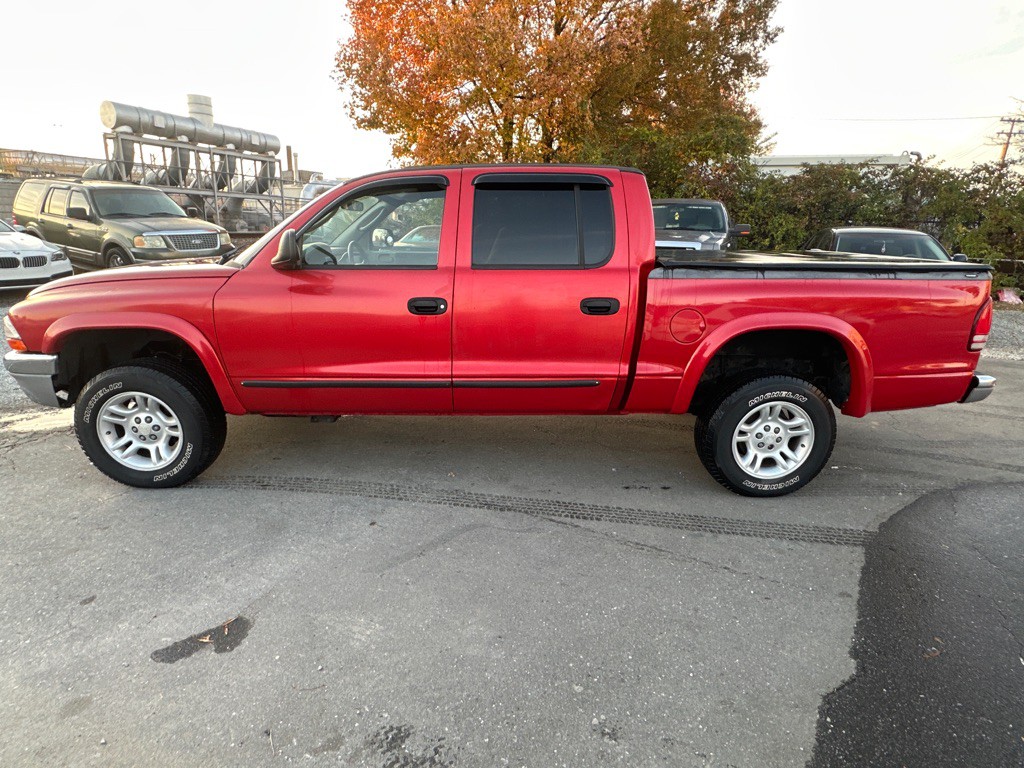 2002 Dodge Dakota Image 2
