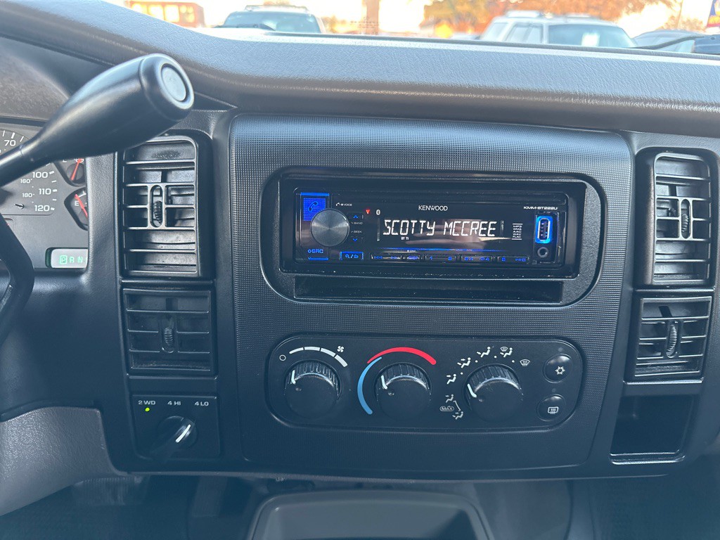 2002 Dodge Dakota Image 18