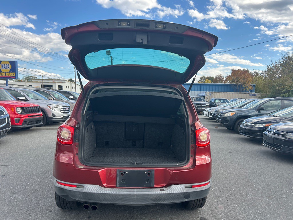 2010 Volkswagen Tiguan Image 9
