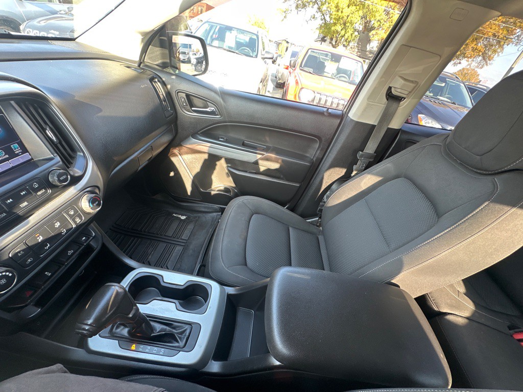 2016 Chevrolet Colorado Image 21