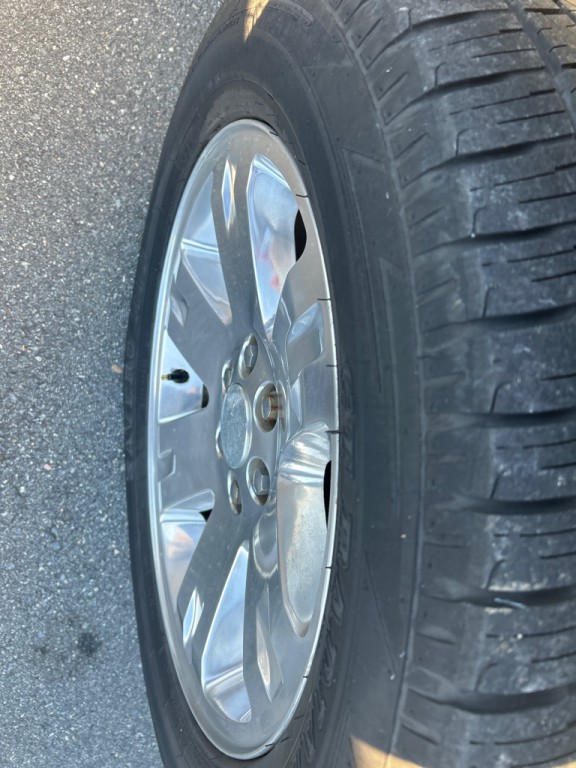 2011 GMC Yukon Image 10