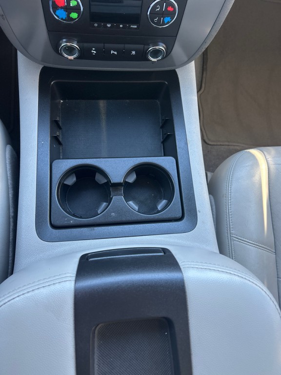 2011 GMC Yukon Image 19