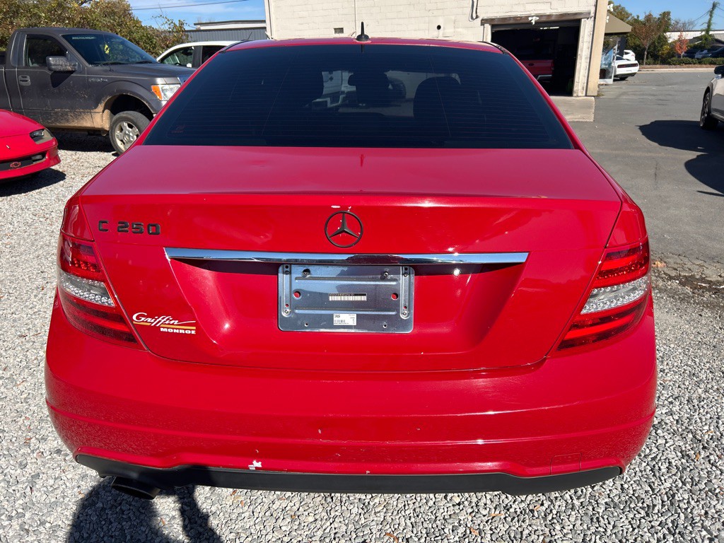 2014 Mercedes-Benz C-Class Image 4
