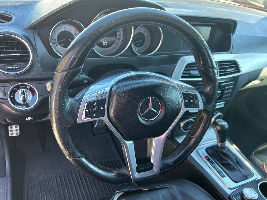 2014 Mercedes-Benz C-Class Image 9