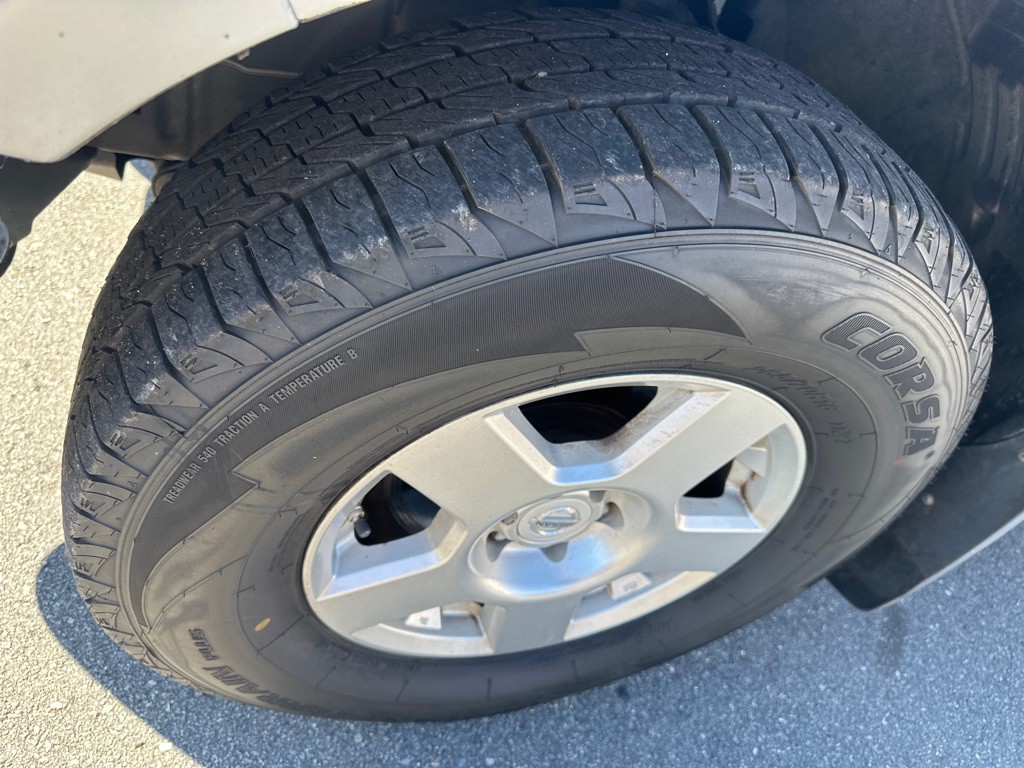 2008 Nissan Frontier Image 9