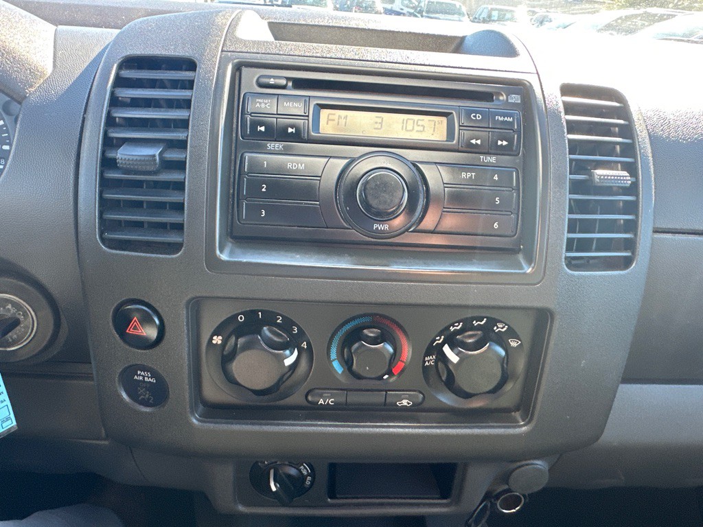 2008 Nissan Frontier Image 17